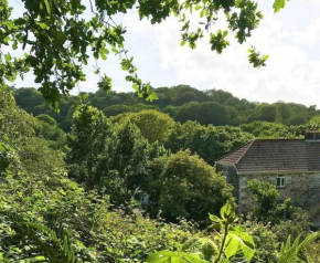 Cosy retreat for up to two, in beautiful Cornwall